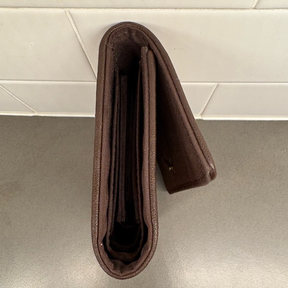 Relic Trifold Wallet - Picture 6 of 6